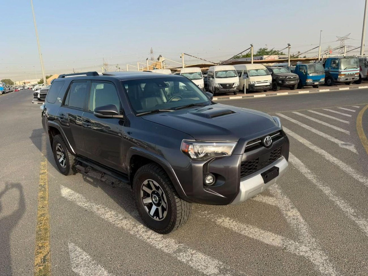 Toyota 4Runner LIMITED 2021 TOYOTA 4RUNNER TRD OFF ROAD - 4x4  4.0L - V6 - Diff Lock and Crawl Control - push start