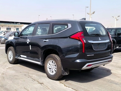 Mitsubishi Pajero Sport MID OPTION DIESEL-2