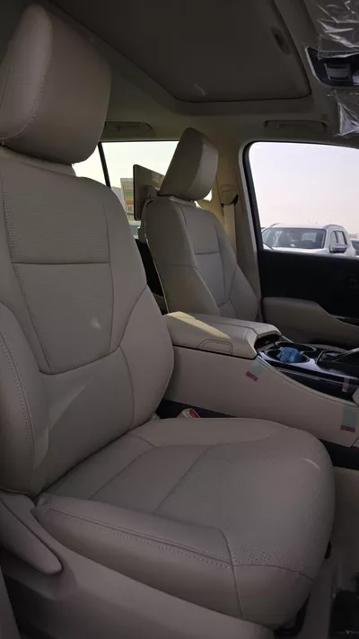 Toyota Land Cruiser 2026 – Bold Hybrid Power-2