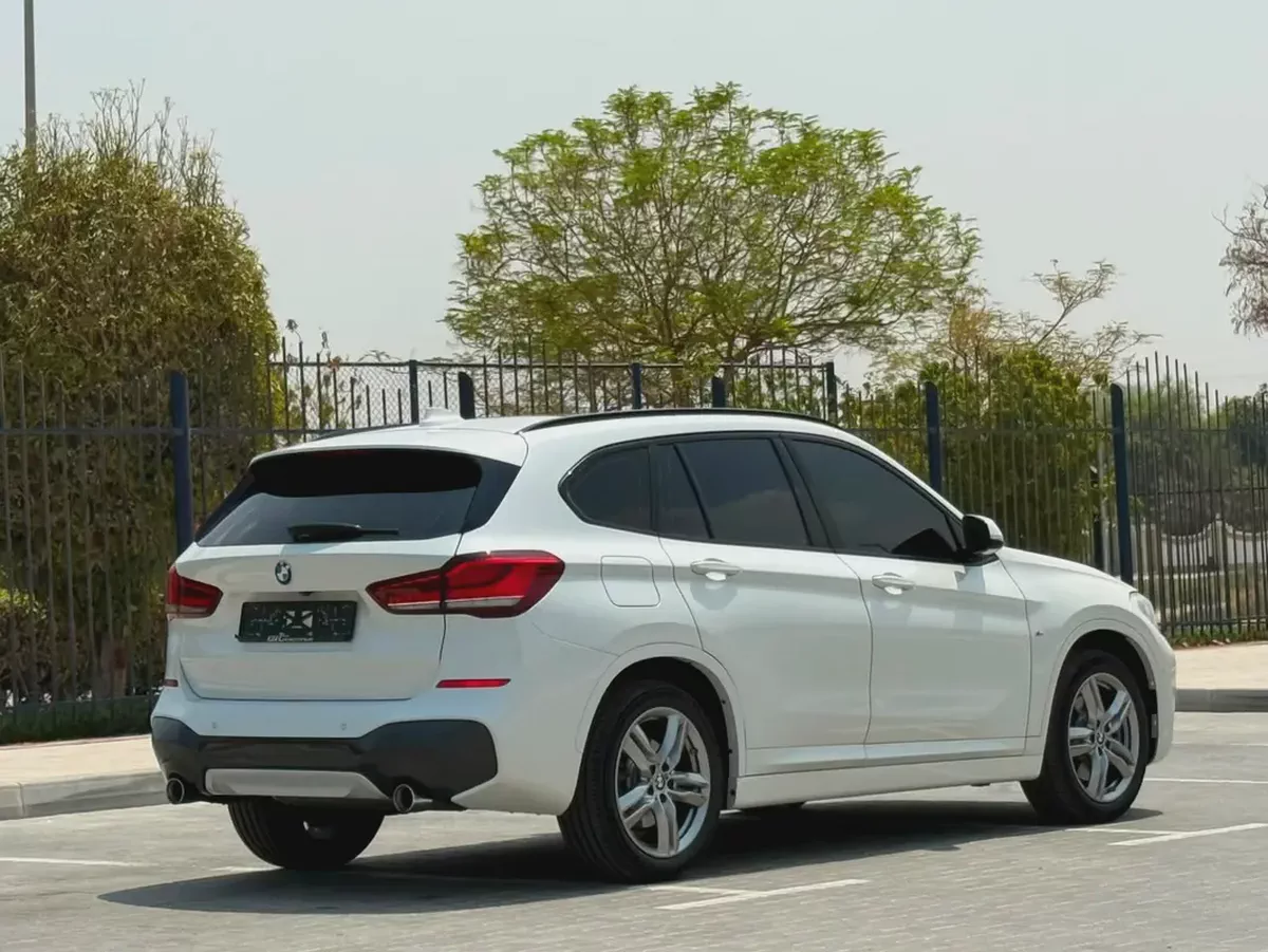 2021-BMW X1 sDrive20i With M Package-Service contract with BMW-Bank Finance Available-10-10