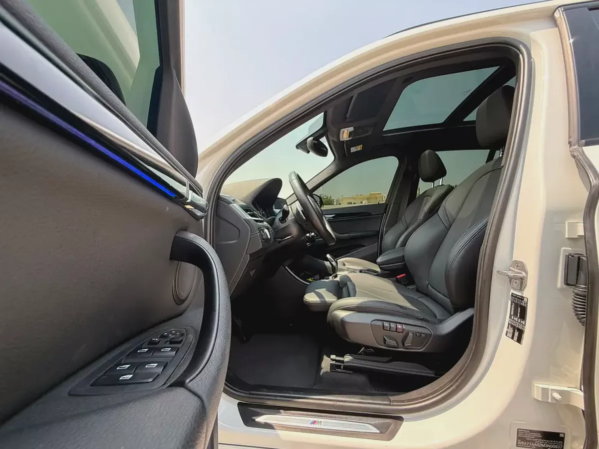 2021-BMW X1 sDrive20i With M Package-Service contract with BMW-Bank Finance Available-16-16