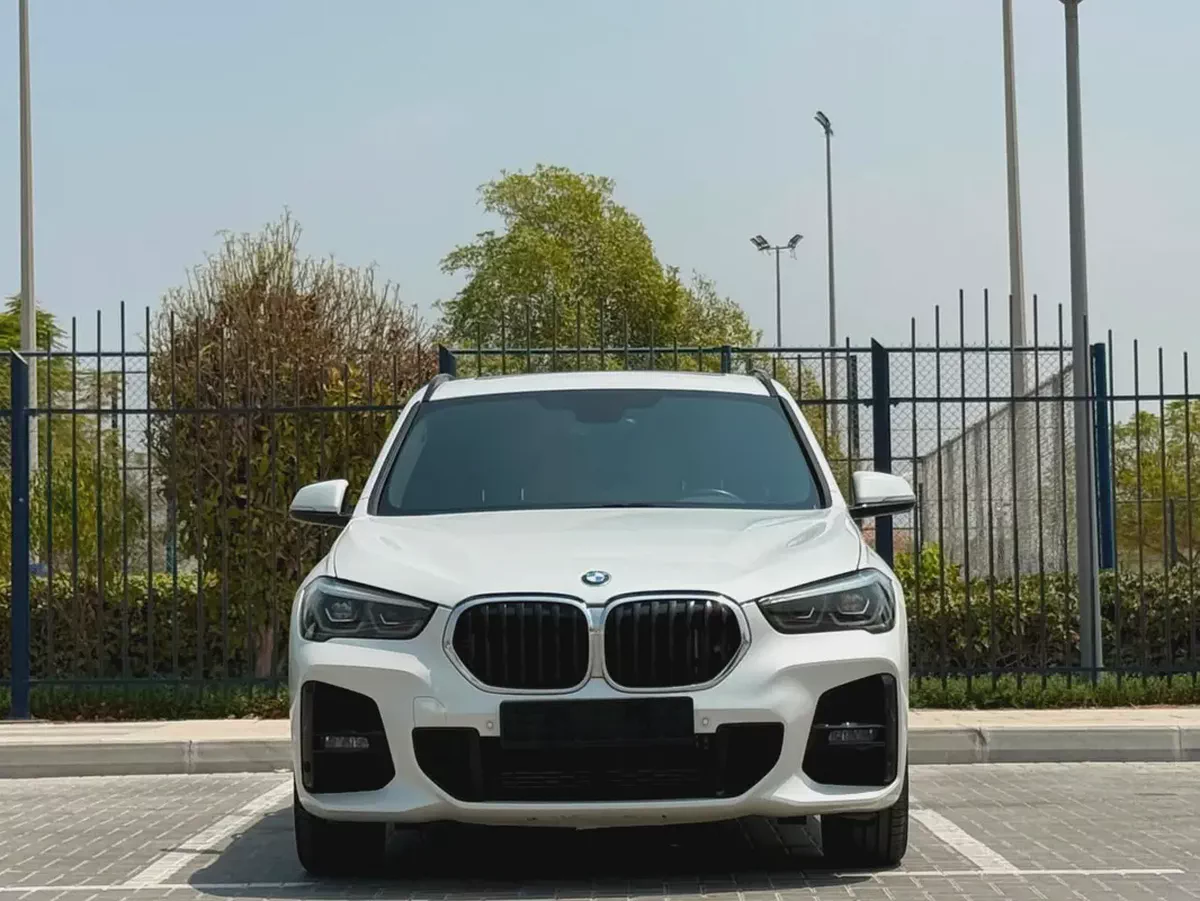 2021-BMW X1 sDrive20i With M Package-Service contract with BMW-Bank Finance Available-4-4