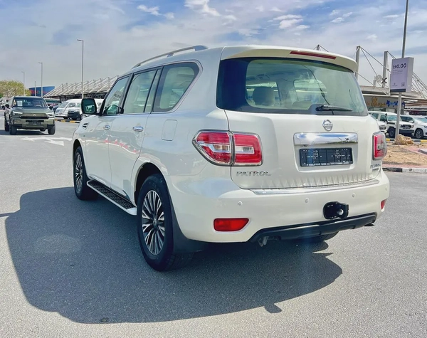 Nissan Patrol SE  2016 GCC Specs