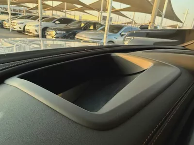 Mercedes GLC300 import from Korea model 2025 original paint مرسيدس جي الـ سي ٣٠٠ كوري موديل ٢٠٢٥-8