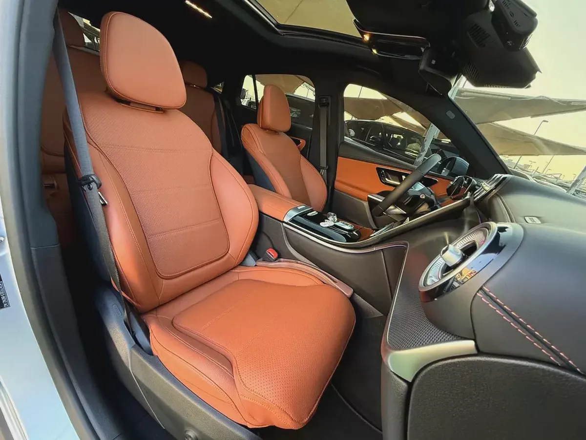 Mercedes GLC300 import from Korea model 2025 original paint مرسيدس جي الـ سي ٣٠٠ كوري موديل ٢٠٢٥-9-9