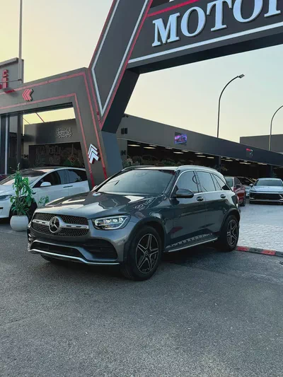 2022 Mercedes-Benz GLC 300 4MATIC - Korean Specs - Pristine Condition-0