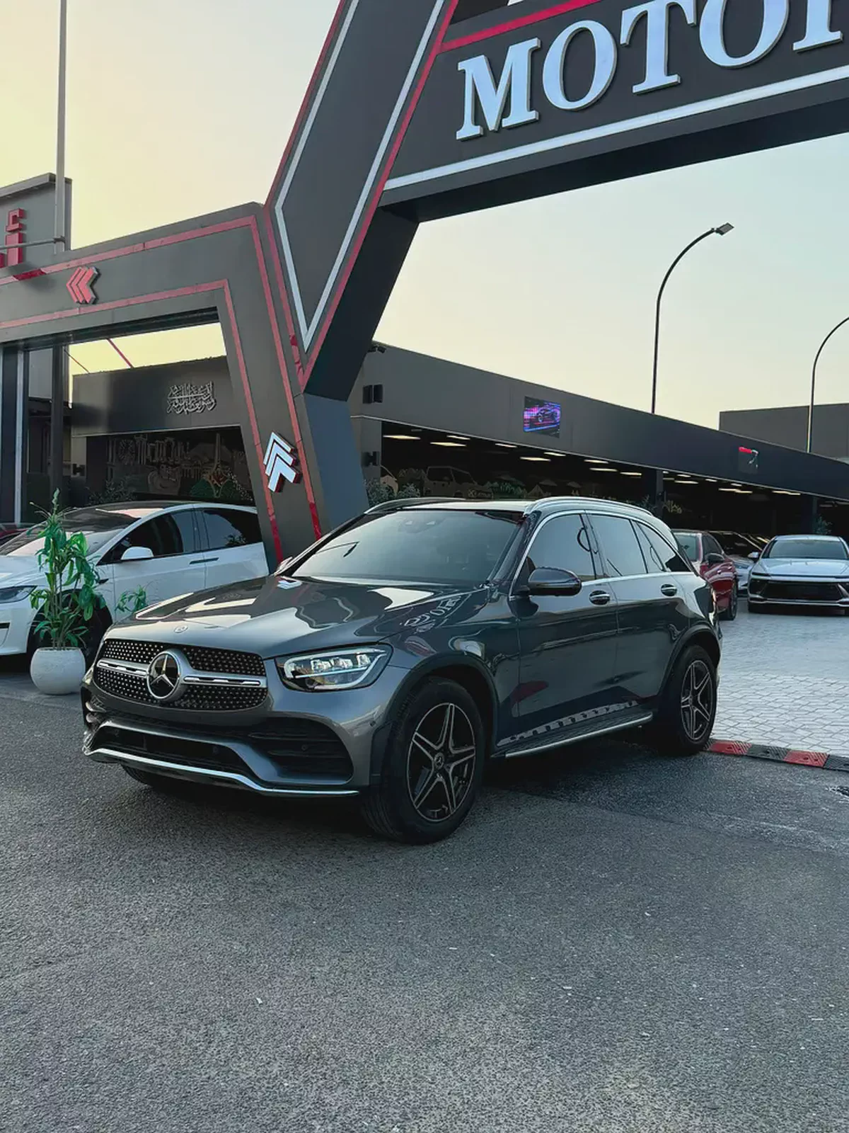 2022 Mercedes-Benz GLC 300 4MATIC - Korean Specs - Pristine Condition