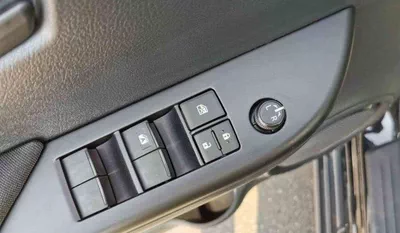 Toyota Hilux SGLX HILUX 2.4L MT MED OPTION DIESEL 2025-13