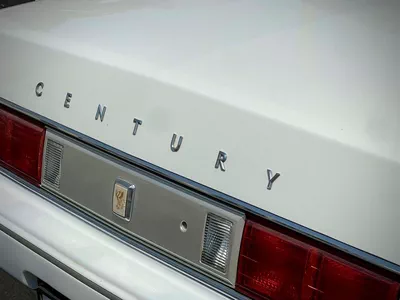 Toyota Century STANDARD 5.0l V12-20