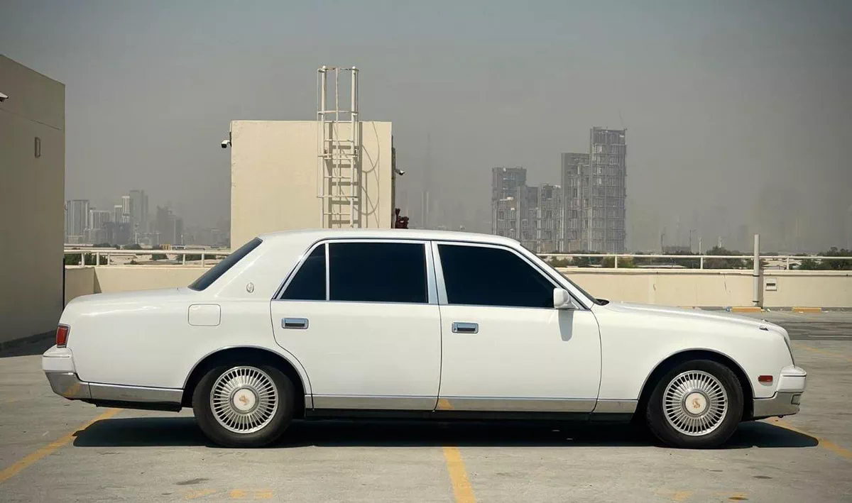 Toyota Century STANDARD 5.0l V12-2-0