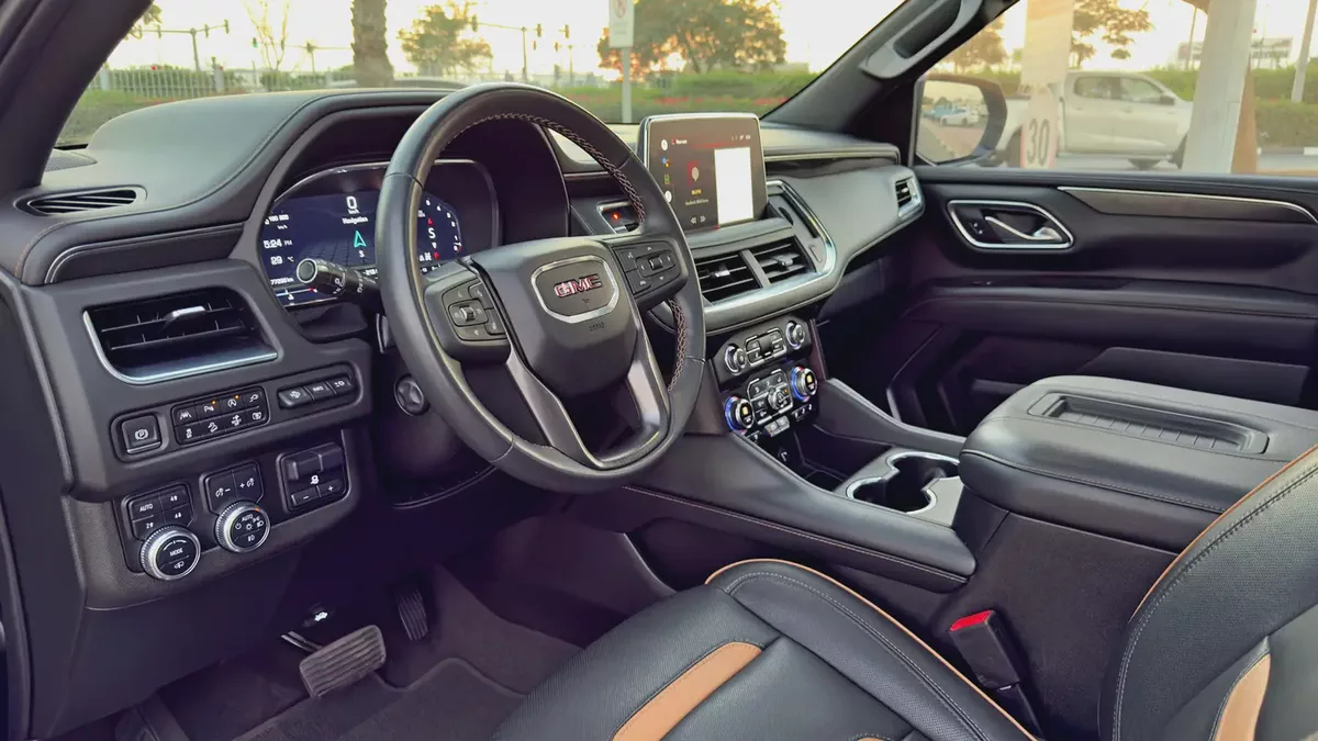 2022 GMC Yukon AT4 6.2l V8, GCC Specifications-7-7