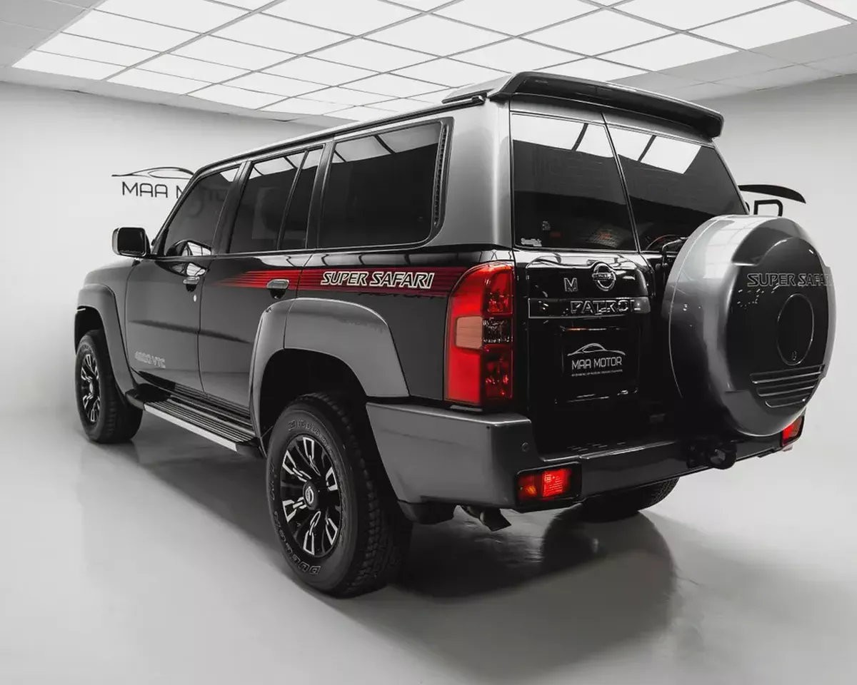 Nissan Patrol Super Safari 2023 | GCC Specs | Pristine Condition-5-5