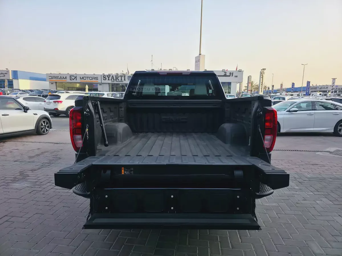 Gmc Sierra Elevation GCC Specs Single Owner 100% Original Paint Very Well Maintained-5-5