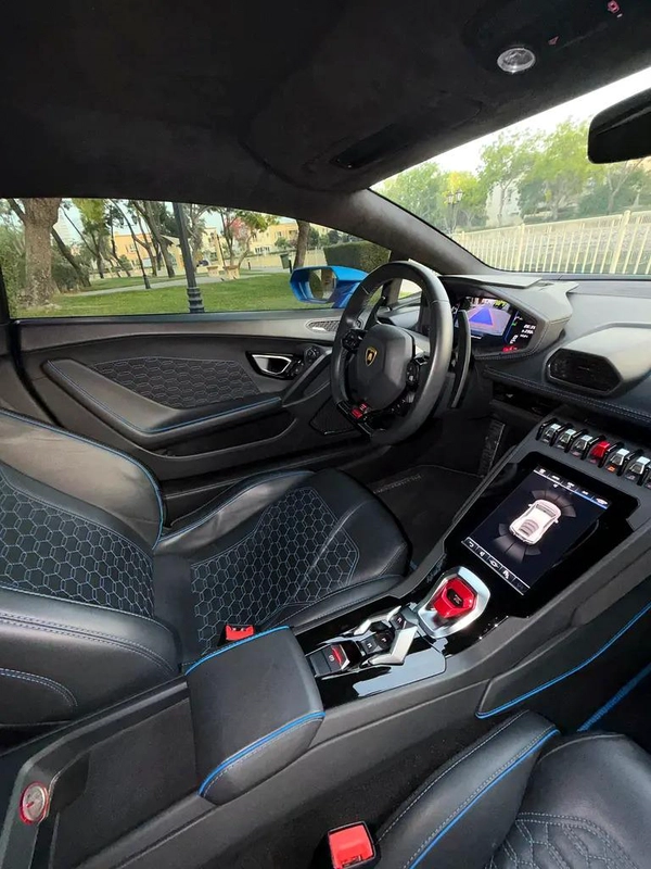 2023 Lamborghini Huracan EVO Coupe | GCC Specs | Pristine Condition