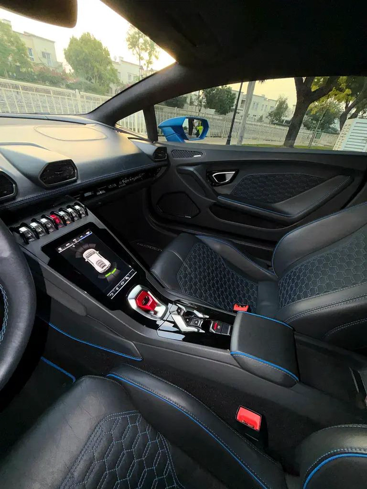 2023 Lamborghini Huracan EVO Coupe | GCC Specs | Pristine Condition-11-11