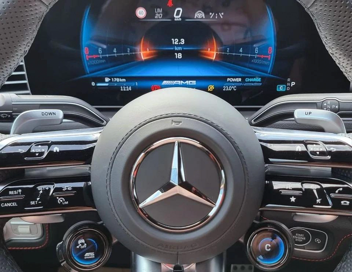 Mercedes Benz GLE 53 AMG Coupe Under Agency Warranty 2026 GCC - AED 450,000 (AED 475,000)-11-11