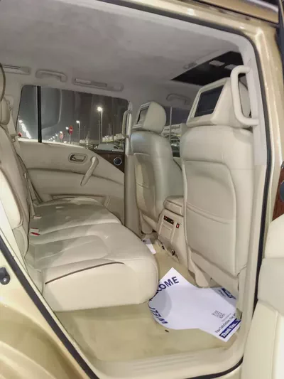 NISSAN PATROL GCC SE PLATINUM ONE OWNER PERFECT CONDITION-9