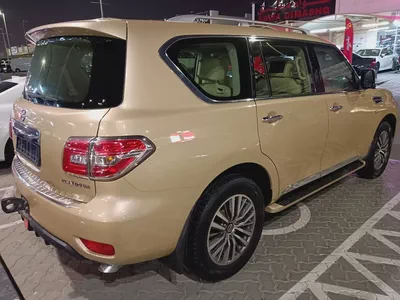 NISSAN PATROL GCC SE PLATINUM ONE OWNER PERFECT CONDITION-4
