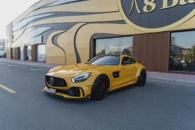 2017 Mercedes-Benz AMG-GT S RWD | Original 700 GTR wide body kit | GCC Specs-2