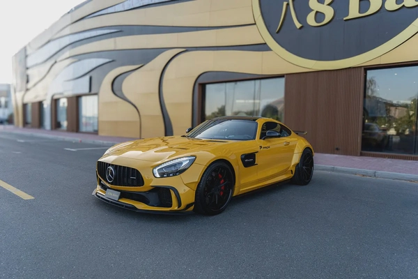 2017 Mercedes-Benz AMG-GT S RWD | Original 700 GTR wide body kit | GCC Specs