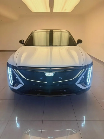 2025 Cadillac Lyriq Sport - GCC Specs - Brand New - Authorized Dealer-0