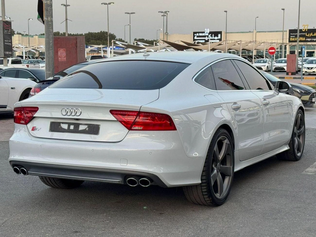 Audi S7 Top 4.0L (420 HP) S7 FULL OPTION V8 4.0L T (420 HP)-2-2