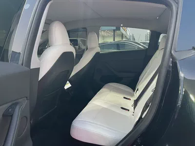 Tesla Model Y Long Range 2024 GCC Specs | Dual Motor AWD-8