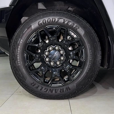GMC Hummer EV 2X-13