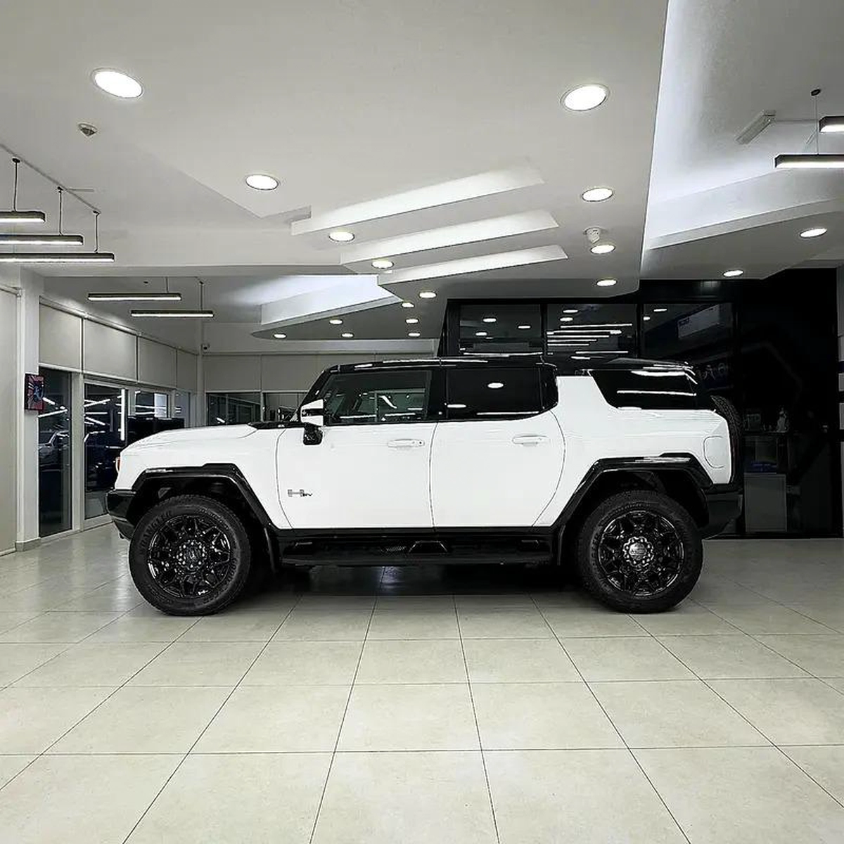 GMC Hummer EV 2X-16-16