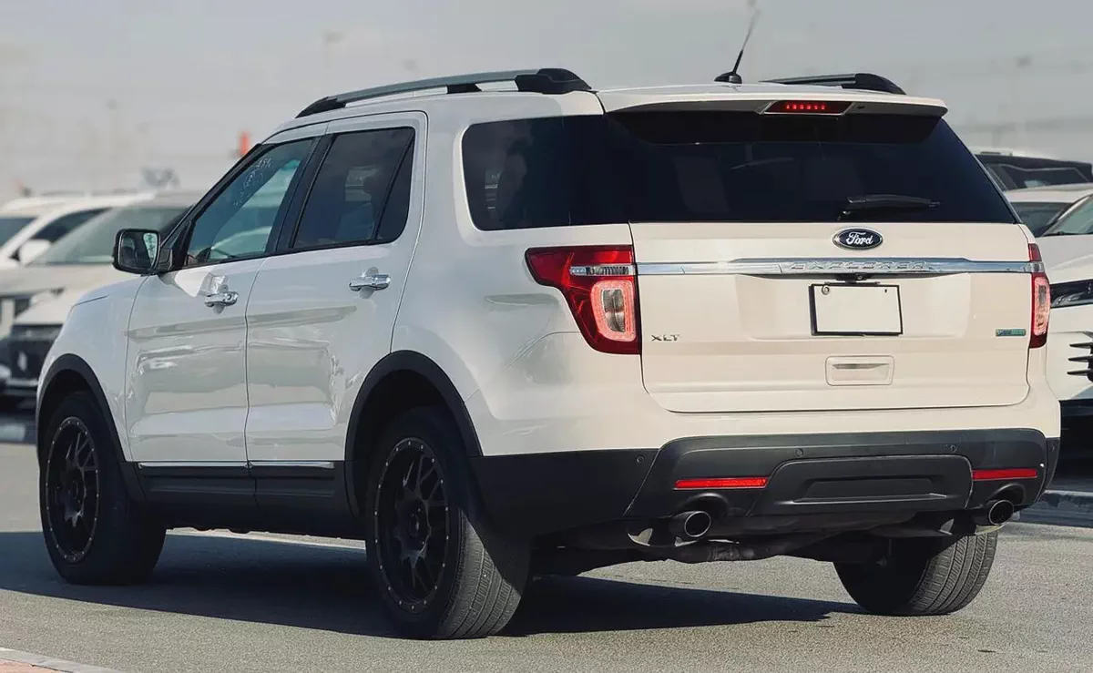FORD EXPLORER | 2014 | XLT ECO BOOST | 7 SEATS | MINT CONDITION | FRESH JAPAN IMPORT-4-4