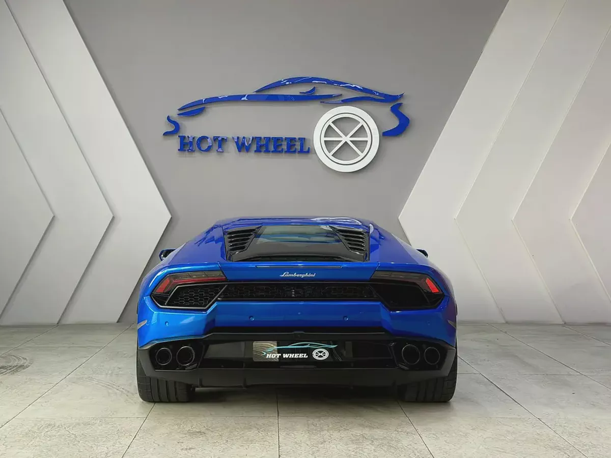 2019 - Lamborghini Huracan Evo - V10 Low Mileage Very Good Condition-4-4