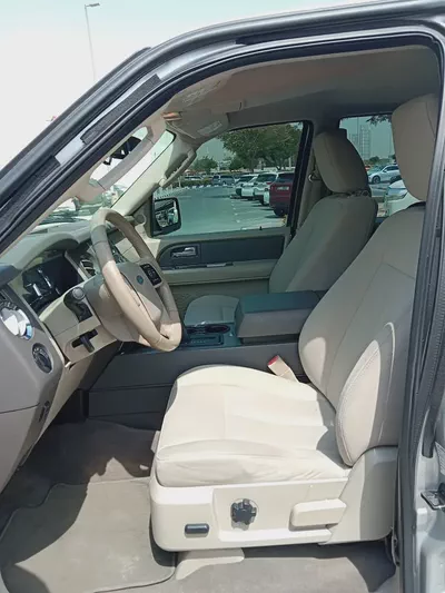 Well Maintained Ford Expedition XLT 2011 | GCC Specs-10