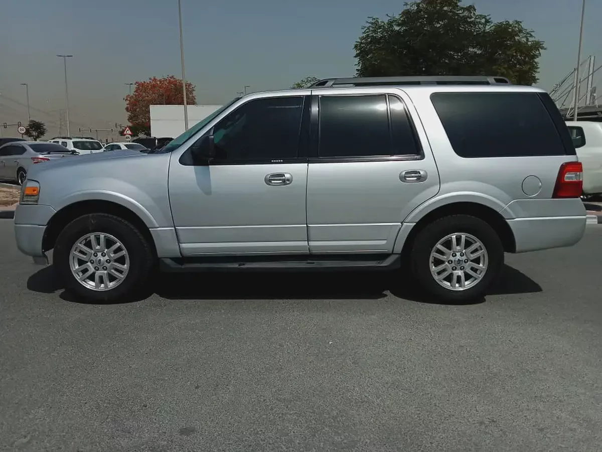 Well Maintained Ford Expedition XLT 2011 | GCC Specs-14-14