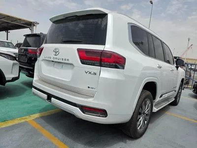 TOYOTA LAND CRUISER LC300 VXS 3.5L HYBRID 2026-8