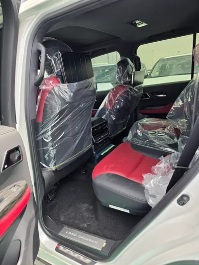TOYOTA LAND CRUISER LC300 VXS 3.5L HYBRID 2026-5