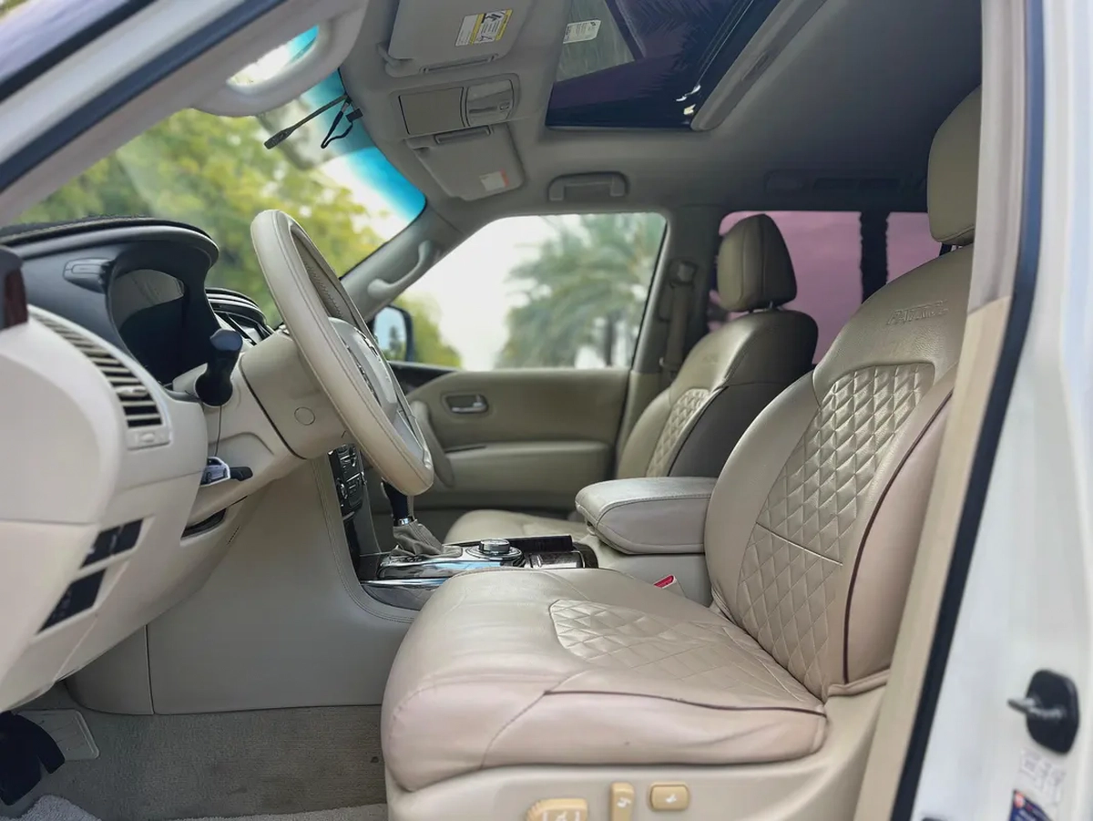Nissan Patrol LE 2014 GCC Specs - Well Maintained-12-12