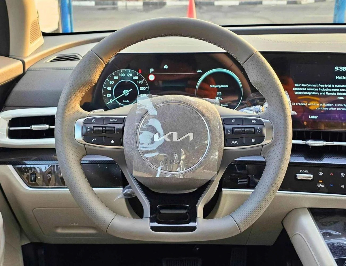 Kia Sportage PREMIUM SMART VERSION / 1.5L V4 PETROL / 360 CAMERA / PANORAMIC ROOF (CODE # KSRP)-2-2