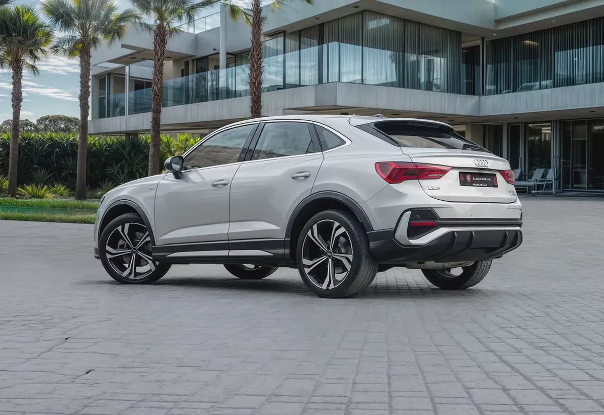 2,155 P.M |  Q3 Sportback S-line | 0% Downpayment | Perfect Condition!-2-2
