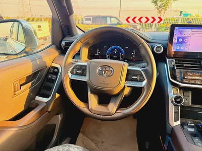 Toyota LC300 3.5L GXR TT GCC 2026 Brand New For Export-15
