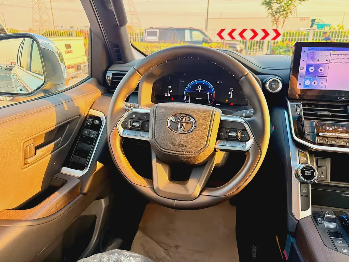 Toyota LC300 3.5L GXR TT GCC 2026 Brand New For Export-15-15