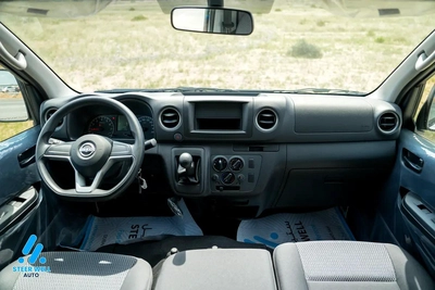 Nissan Urvan NV350-12