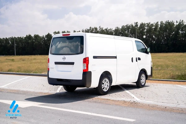 Nissan Urvan NV350
