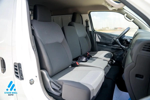 Nissan Urvan NV350
