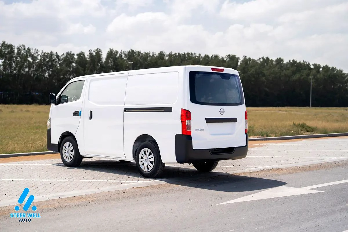 Nissan Urvan NV350-7-7