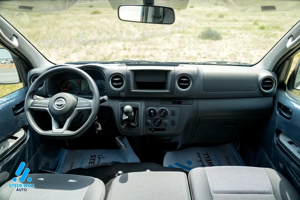 Nissan Urvan NV350