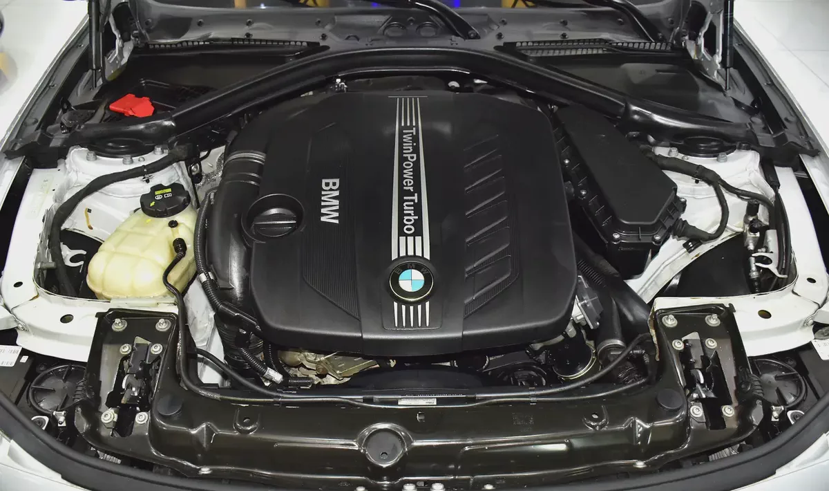 DIESEL ( ديزل ) BMW 435d GranCoupe M-Kit xDrive ( 2016 Model ) in Silver Color Korean Specs-17-17