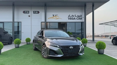 Nissan Altima sv 2024 7000km only-0