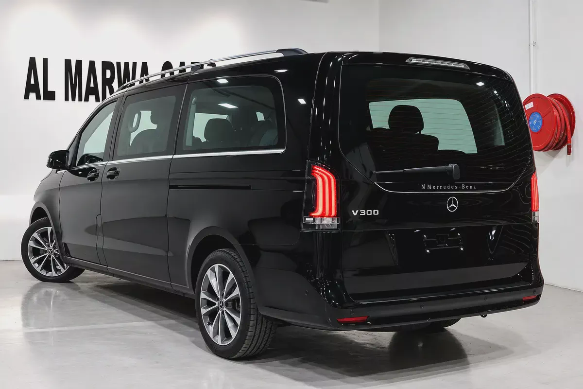Mercedes-Benz V-Class V 300 2025 | Brand New | GCC Specs | Luxury VIP Edition-2-2