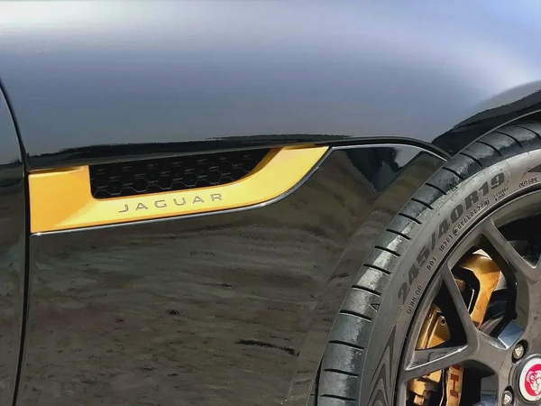 JAGUAR F-TYPE SUPERCHARGED | 3.0L V6 – 340 BHP | 2015