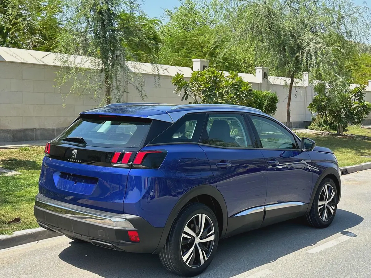 2018 Peugeot 3008 Allure G.C.C First Owner No Accidents-5-5